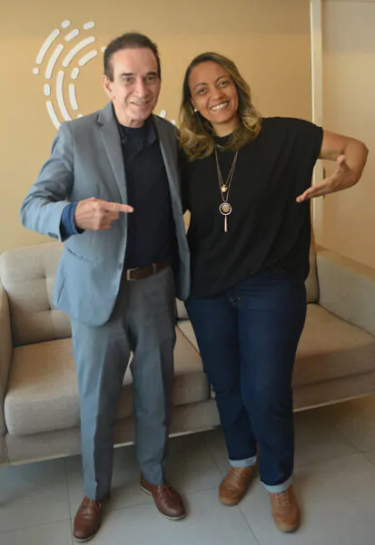 Paula Elizabeth, pedagoga, com o Dr. Eduardo Pinho Tavares na recepção da Clinlife