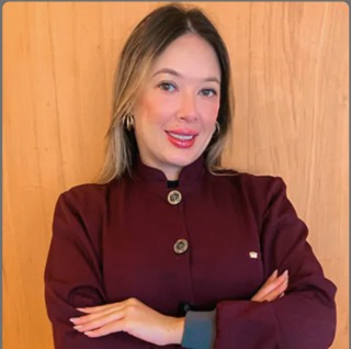 Sâmara Nogueira, Biomédica da Clinlife